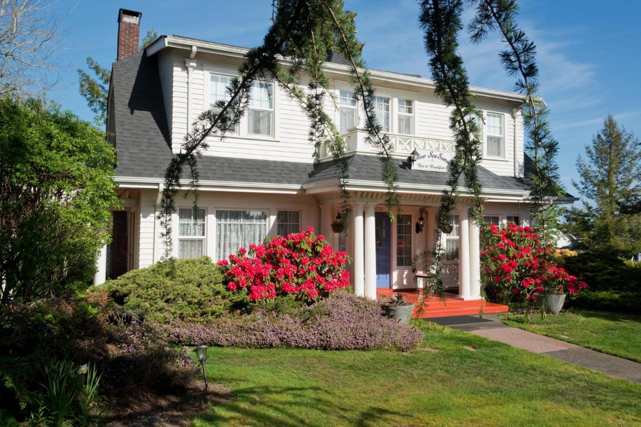 Five Seasuns Bed And Breakfast Port Angeles Exterior photo